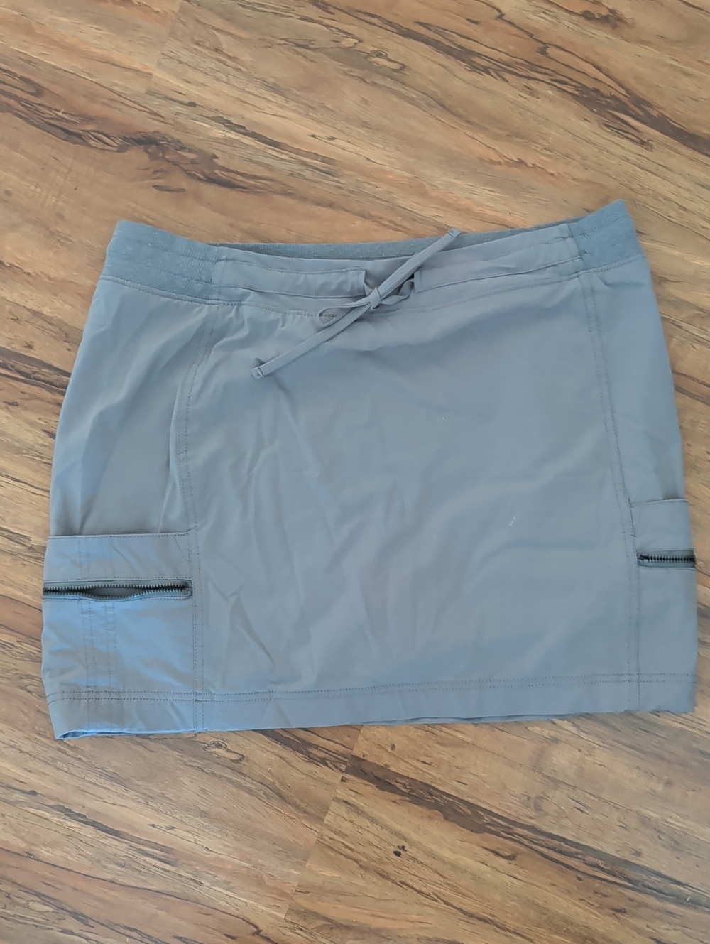 Tangerine Gray Drawstring Skort with Zipper Pockets